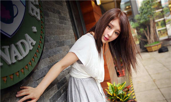 晋宁想找一个女性生孩子给报酬-｛找个女人生孩子多少钱｝
